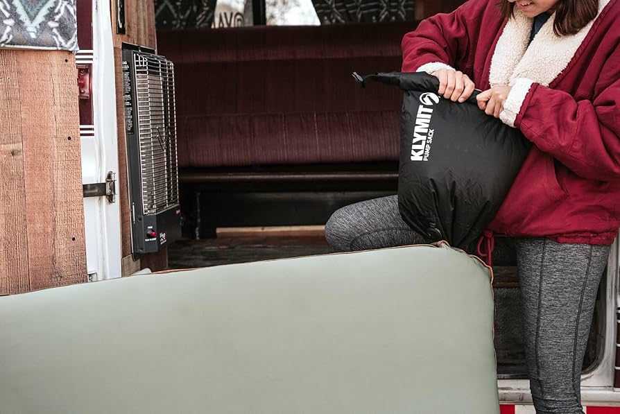 Comfortlight InsulatedS スリーピングマット+ポンプサック Amazon.co.jp: ポンプサック、1個ロールトップコンプレッション